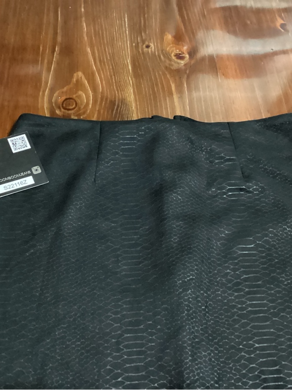 Black Pencil Skirt - Picture 4 of 4